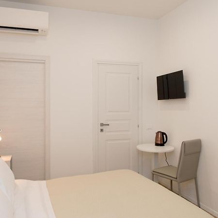 Posterla22 Ensuite Rooms Bologna Exterior foto