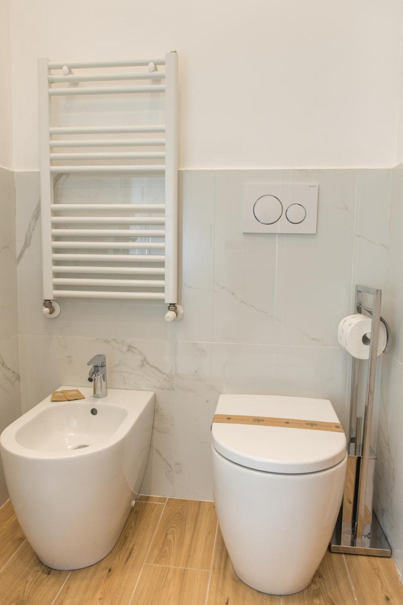 Posterla22 Ensuite Rooms Bologna Exterior foto