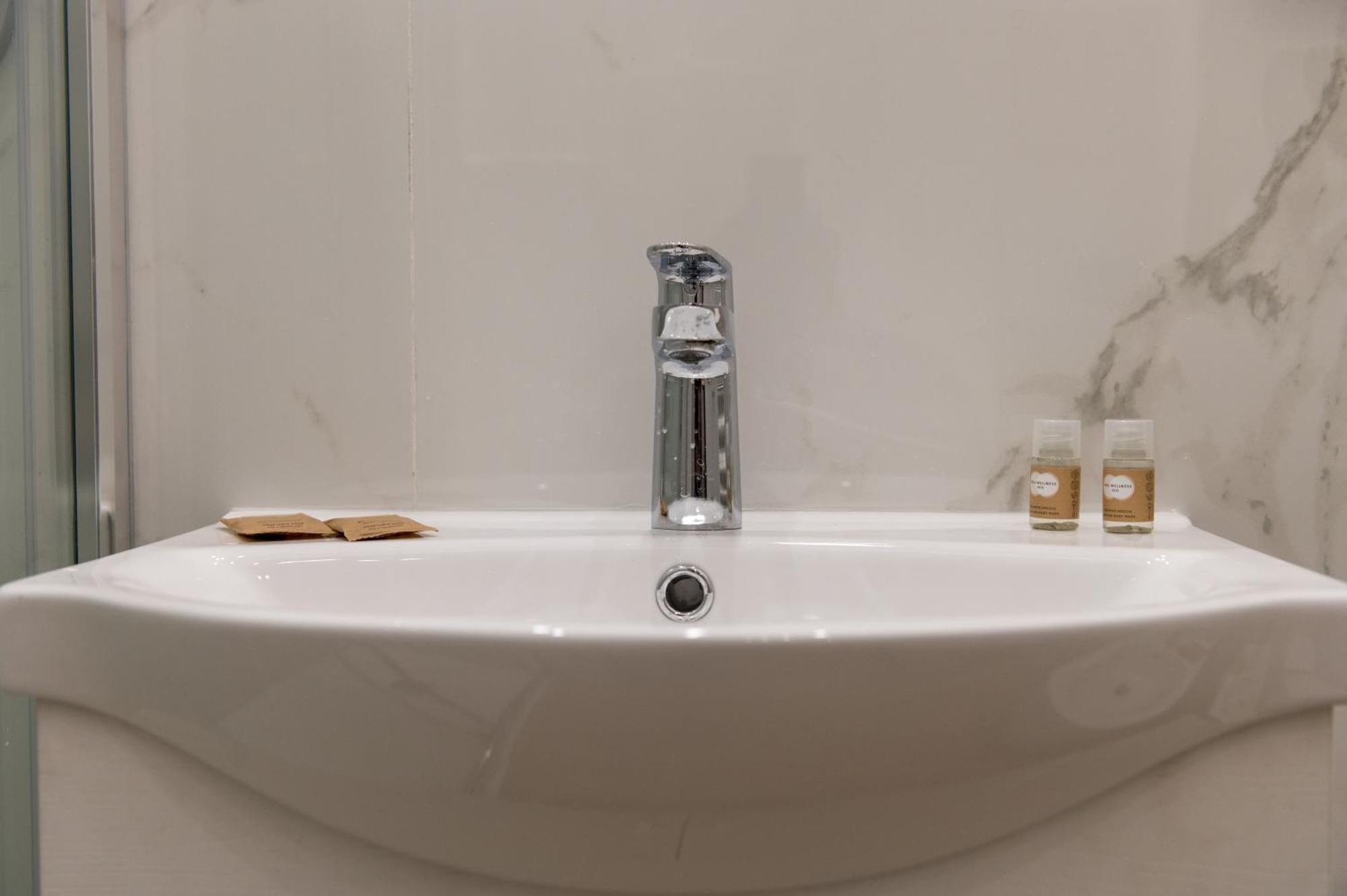 Posterla22 Ensuite Rooms Bologna Exterior foto